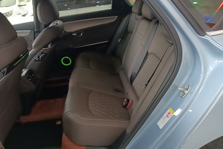 Used BYD Han 2023 EV Champion Edition 605KM Front-Drive Premium Model Left Rear Seat