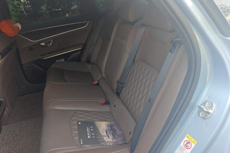 Used BYD Han 2023 DM-i Champion Edition 121KM Prestige Model Left Rear Seat