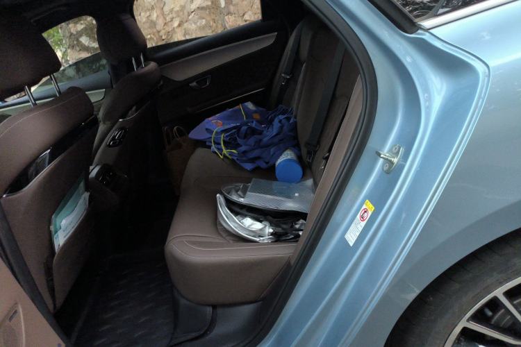 Used BYD Han 2023 DM-i Champion Edition 121KM Prestige Model Left Rear Seat