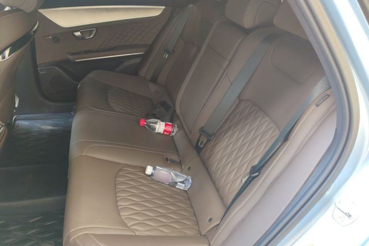 Used BYD Han 2023 EV Champion Edition 605KM Front-Drive Premium Model Left Rear Seat