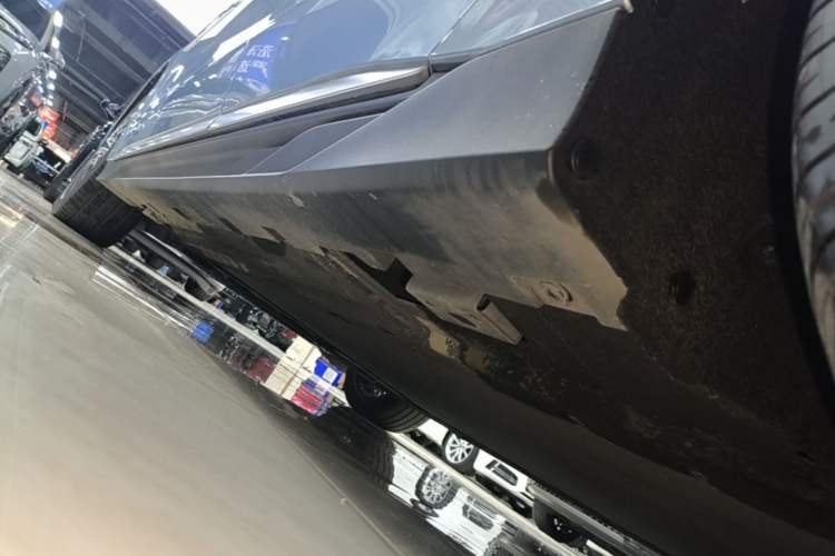 Used BYD Han 2023 EV Champion Edition 506KM Front-Wheel-Drive Premium Model Left Side Sill