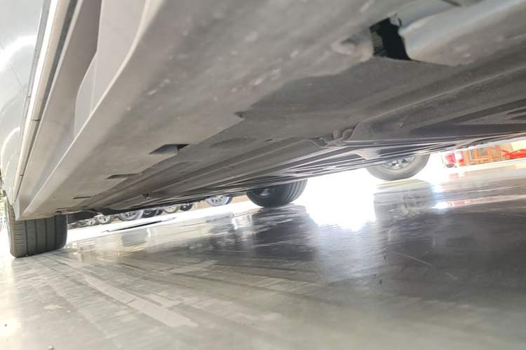 Used BYD Han 2023 EV Champion Edition 605KM Front-Drive Premium Model Left Side Sill