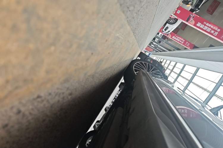Used BYD Han 2023 DM-i Champion Edition 121KM Prestige Model Left Side Sill