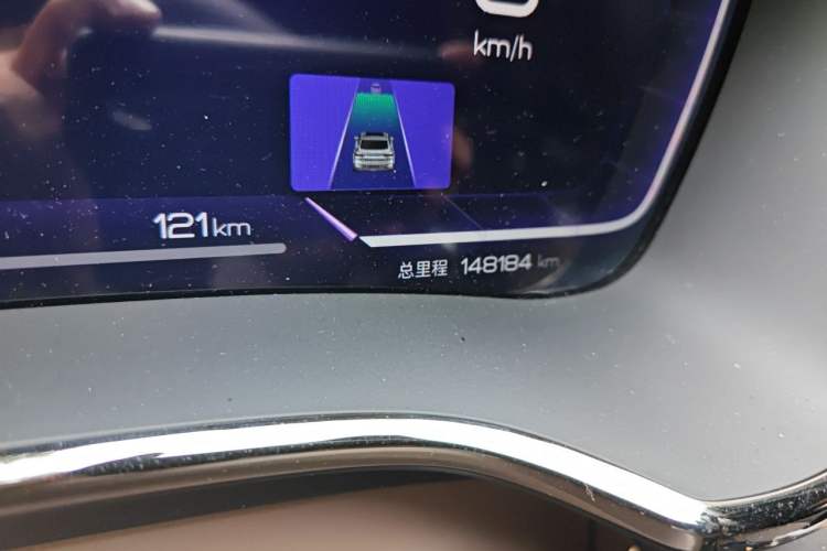 Used BYD Han 2023 EV Champion Edition 506KM Front-Wheel-Drive Premium Model Odometer Close Up
