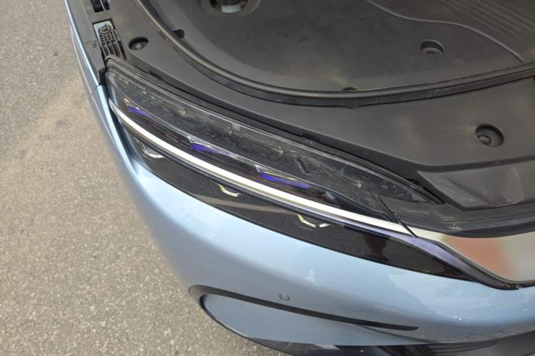 Used BYD Han 2023 EV Champion Edition 506KM Front-Wheel-Drive Premium Model Right Front Headlight