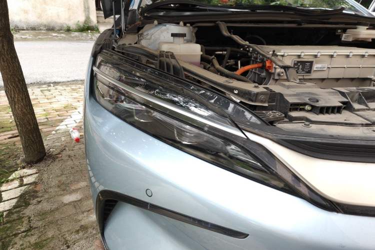 Used BYD Han 2023 EV Champion Edition 605KM Front-Drive Premium Model Right Front Headlight