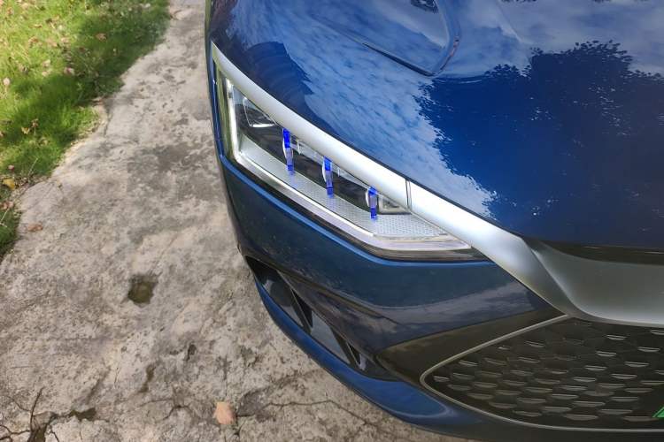 Used BYD Han 2023 DM-i Champion Edition 200KM Premium Model Right Front Headlight