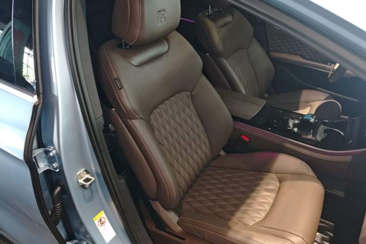 Used BYD Han 2023 EV Champion Edition 605KM Front-Drive Premium Model Right Front Seat