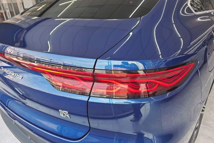 Used BYD Han 2023 EV Champion Edition 605KM Front-Drive Premium Model Right Rear Taillight