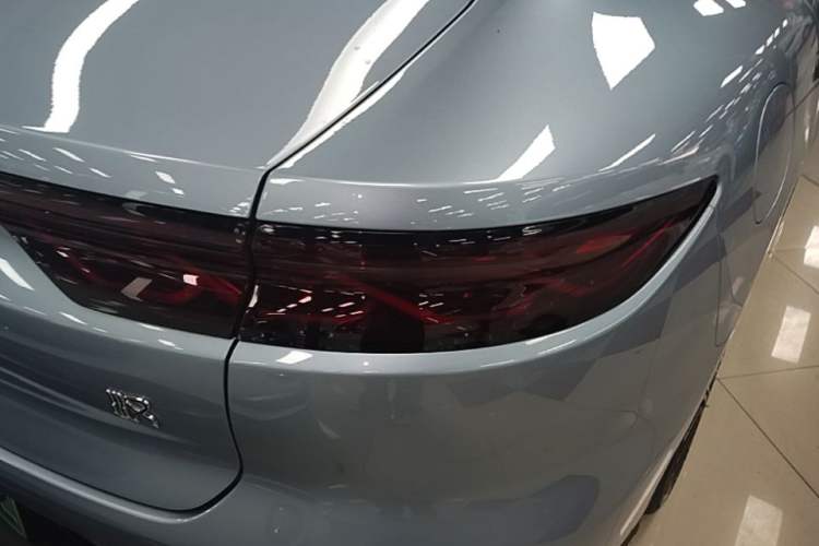 Used BYD Han 2023 DM-i Champion Edition 121KM Prestige Model Right Rear Taillight