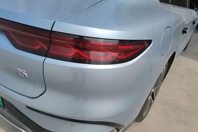 Used BYD Han 2023 EV Champion Edition 605KM Front-Drive Premium Model Right Rear Taillight