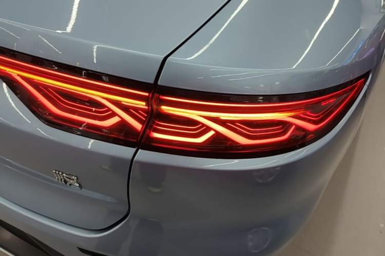 Used BYD Han 2023 DM-i Champion Edition 121KM Prestige Model Right Rear Taillight