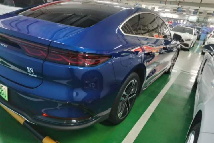 Used BYD Han 2023 EV Champion Edition 605KM Front-Drive Premium Model Right Rear Taillight