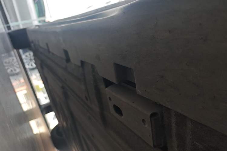 Used BYD Han 2023 EV Champion Edition 605KM Front-Drive Premium Model Right Side Sill