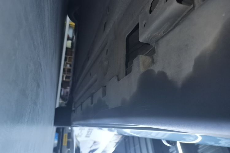 Used BYD Han 2023 EV Champion Edition 506KM Front-Wheel-Drive Premium Model Right Side Sill