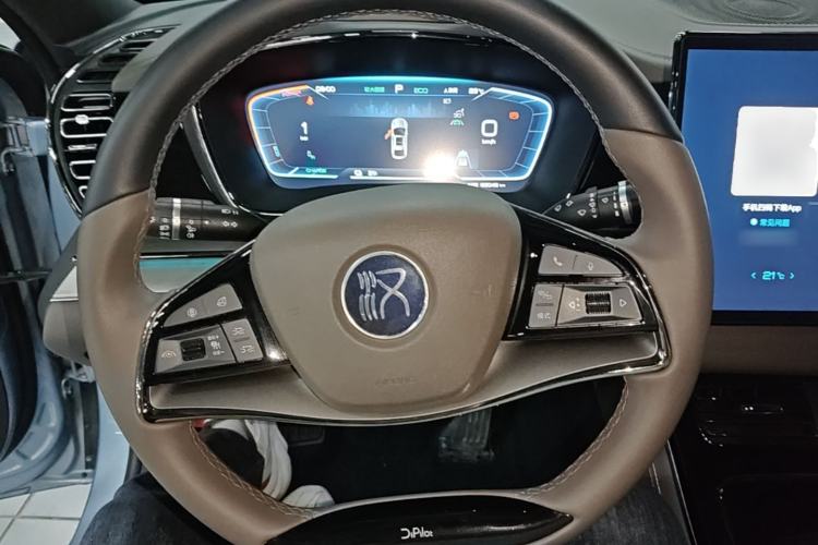 Used BYD Han 2023 EV Champion Edition 605KM Front-Drive Premium Model Steering Wheel