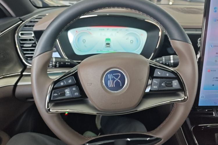 Used BYD Han 2023 EV Champion Edition 605KM Front-Drive Premium Model Steering Wheel