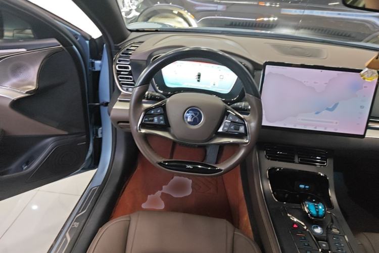Used BYD Han 2023 EV Champion Edition 605KM Front-Drive Premium Model Steering Wheel