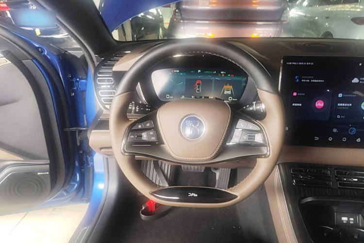 Used BYD Han 2023 DM-i Champion Edition 121KM Prestige Model Steering Wheel