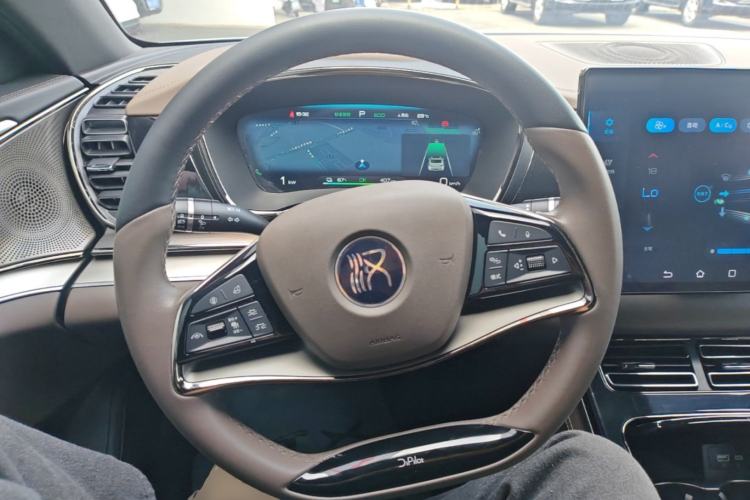 Used BYD Han 2023 EV Champion Edition 605KM Front-Drive Premium Model Steering Wheel