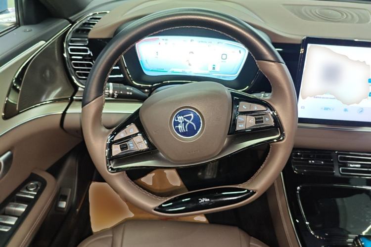 Used BYD Han 2023 DM-i Champion Edition 121KM Elite Model Steering Wheel