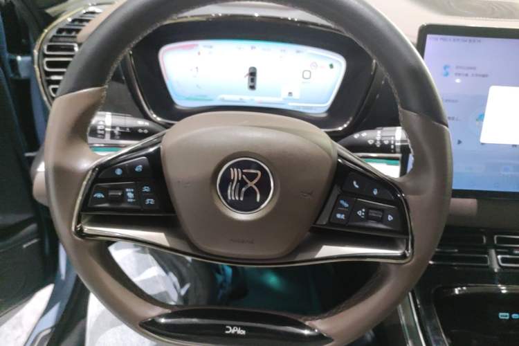 Used BYD Han 2023 DM-i Champion Edition 121KM Prestige Model Steering Wheel