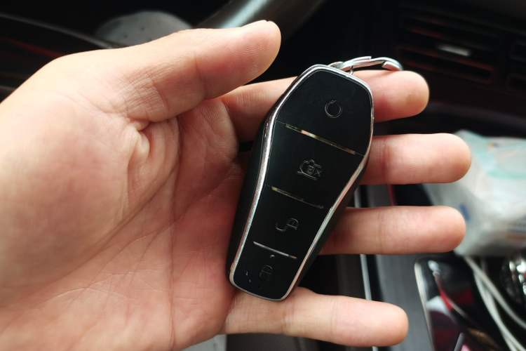 Used BYD Han 2023 DM-i Champion Edition 121KM Prestige Model Vehicle Key