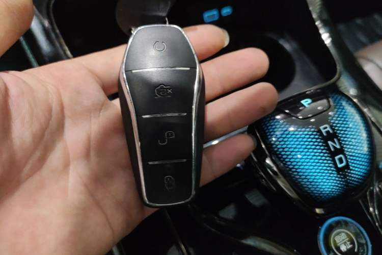 Used BYD Han 2023 DM-i Champion Edition 121KM Prestige Model Vehicle Key