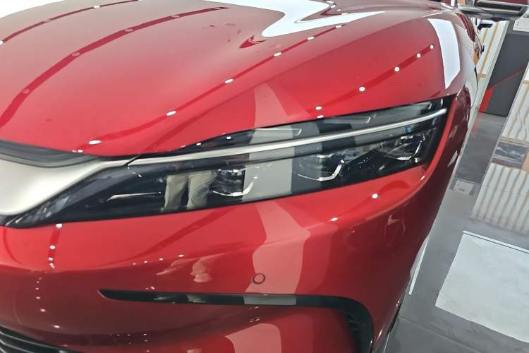 Used BYD Han 2023 EV Champion Edition 610KM All-Wheel-Drive Flagship Model Left Front Headlight