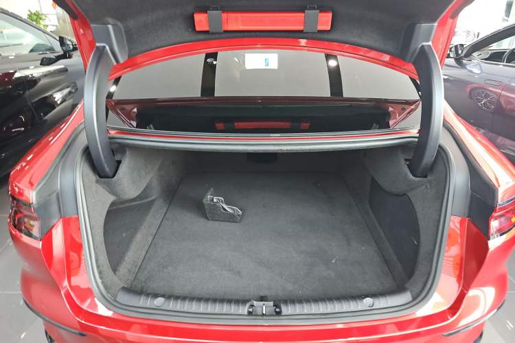 Used BYD Han 2023 EV Champion Edition 610KM All-Wheel-Drive Flagship Model Trunk