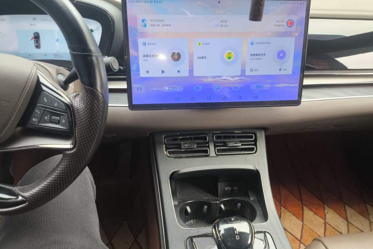 Used BYD Han 2023 DM-i Champion Edition 121KM Prestige Model Audio And AC Panel