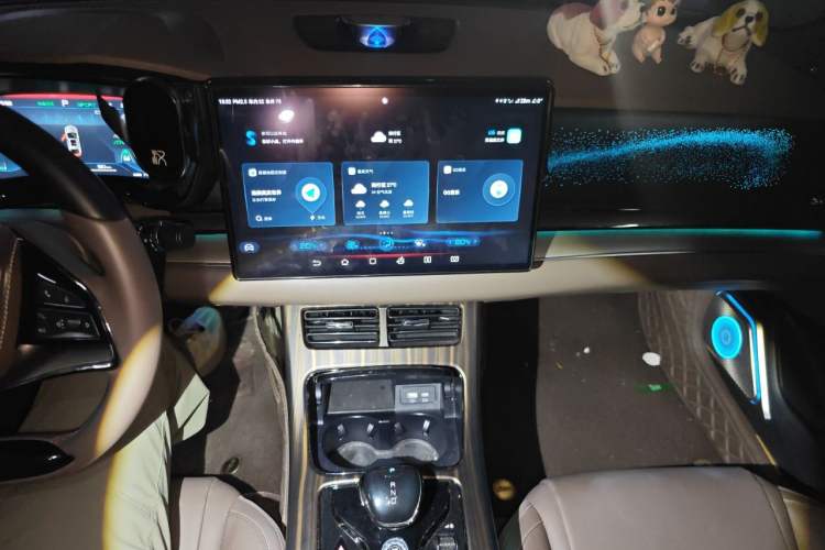 Used BYD Han 2023 EV Champion Edition 506KM Front-Wheel-Drive Premium Model Audio And AC Panel