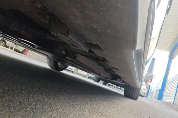 Used BYD Han 2023 DM-i Champion Edition 121KM Prestige Model Chassis Front Left