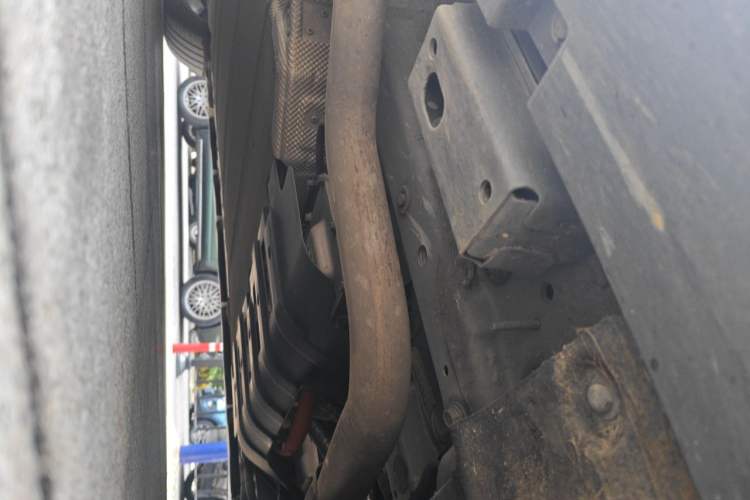 Used BYD Han 2023 DM-i Champion Edition 121KM Prestige Model Chassis Front Right