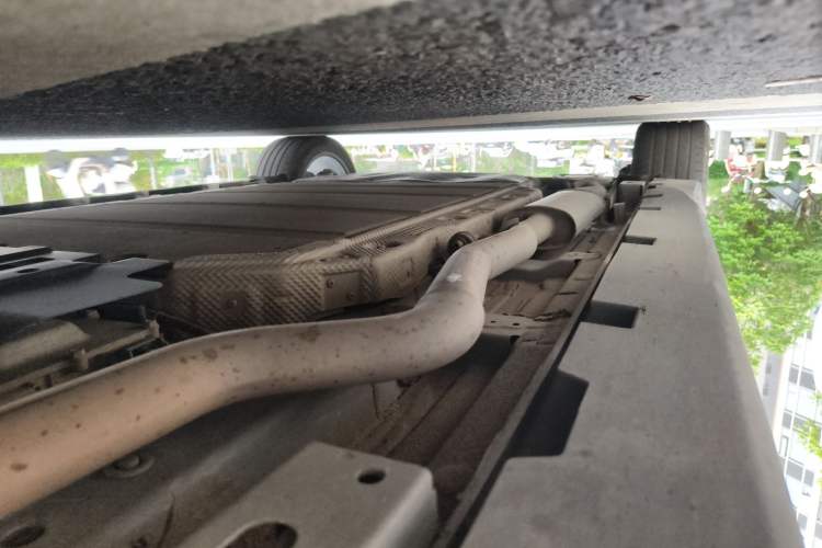 Used BYD Han 2023 DM-i Champion Edition 121KM Prestige Model Chassis Front Right