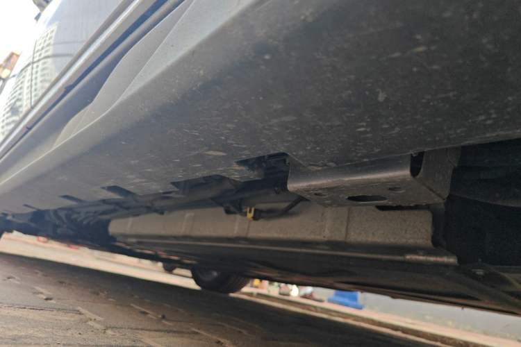 Used BYD Han 2023 DM-i Champion Edition 121KM Prestige Model Chassis Rear Left
