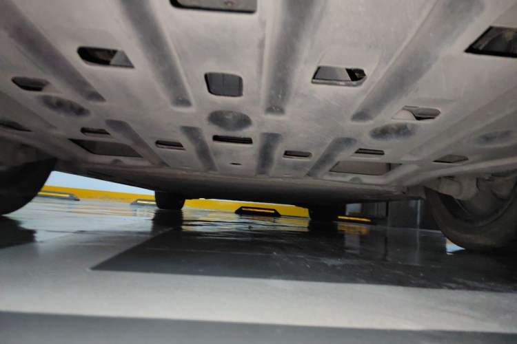 Used BYD Han 2023 EV Champion Edition 605KM Front-Drive Premium Model Chassis Rear