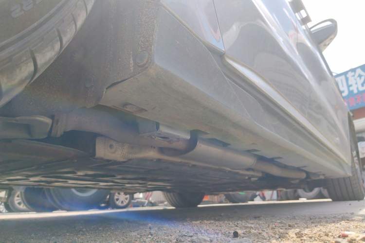 Used BYD Han 2023 DM-i Champion Edition 121KM Prestige Model Chassis Rear Right