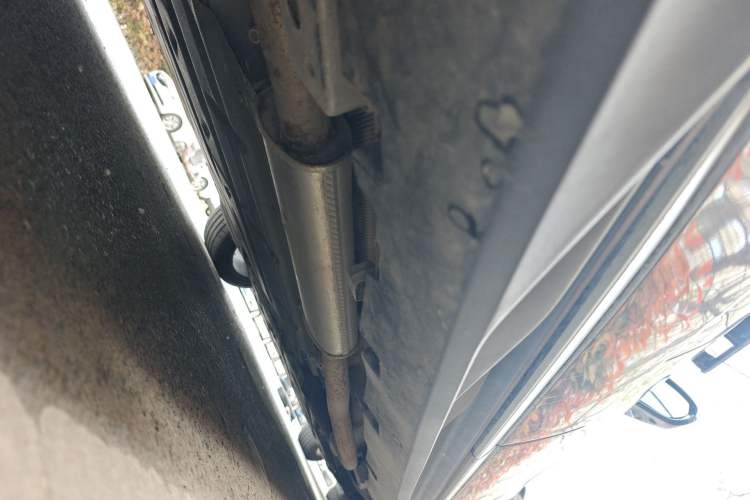 Used BYD Han 2023 DM-i Champion Edition 121KM Prestige Model Chassis Rear Right