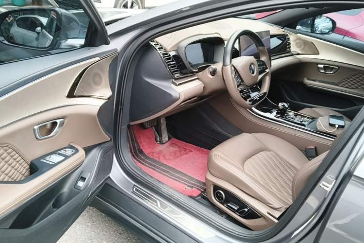 Used BYD Han 2023 EV Champion Edition 506KM Front-Wheel-Drive Premium Model Driver Seat