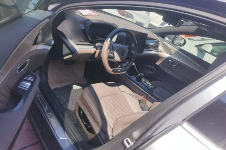 Used BYD Han 2023 EV Champion Edition 506KM Front-Wheel-Drive Premium Model Driver Seat