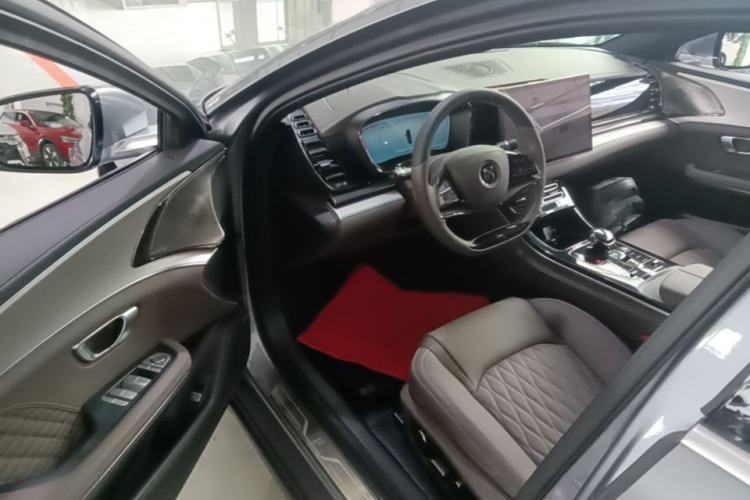 Used BYD Han 2023 DM-i Champion Edition 121KM Prestige Model Driver Seat