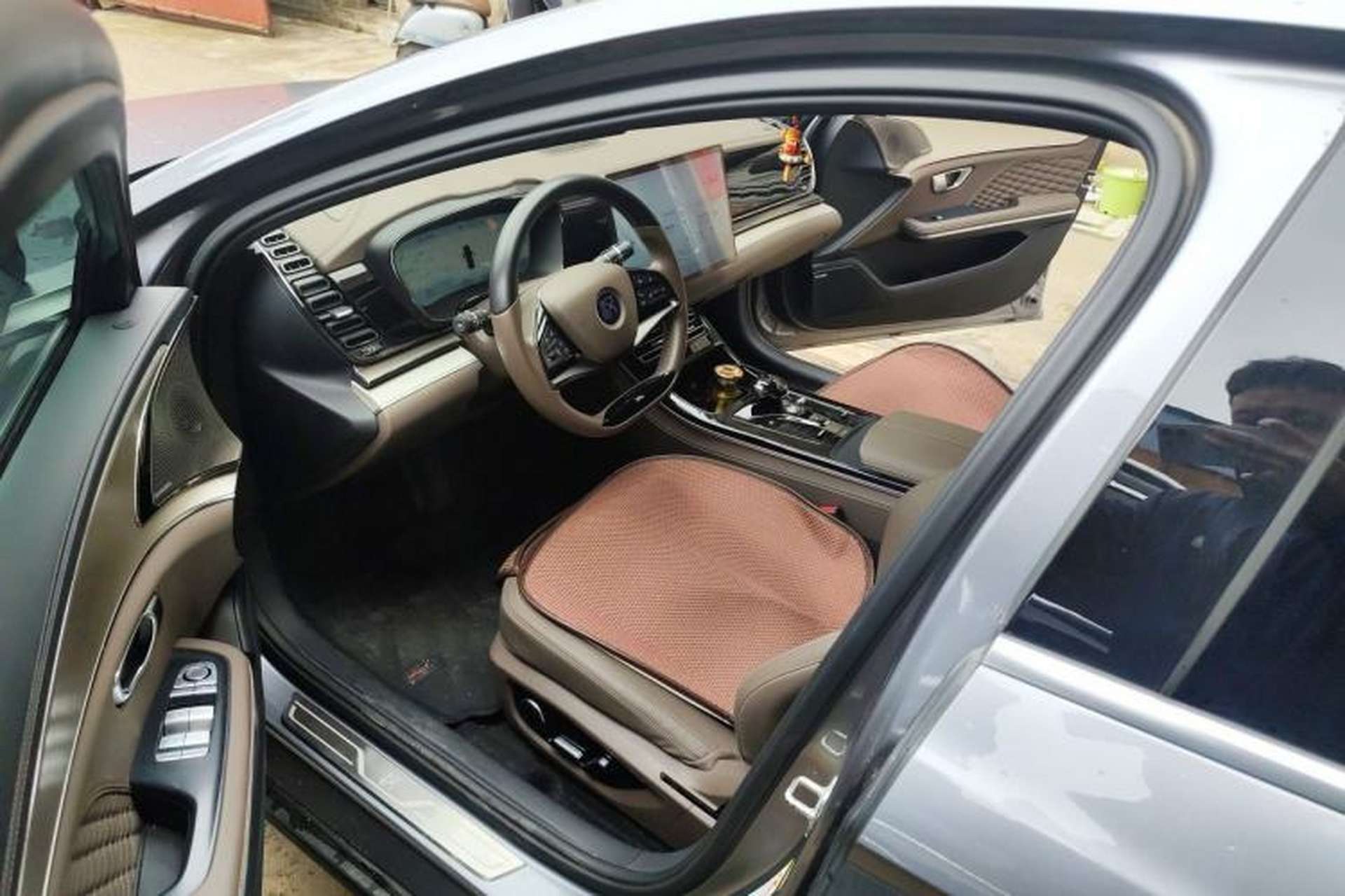 Used BYD Han 2023 DM-i Champion Edition 121KM Prestige Model Driver Seat