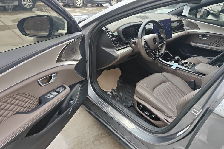 Used BYD Han 2023 EV Champion Edition 605KM Front-Drive Premium Model Driver Seat