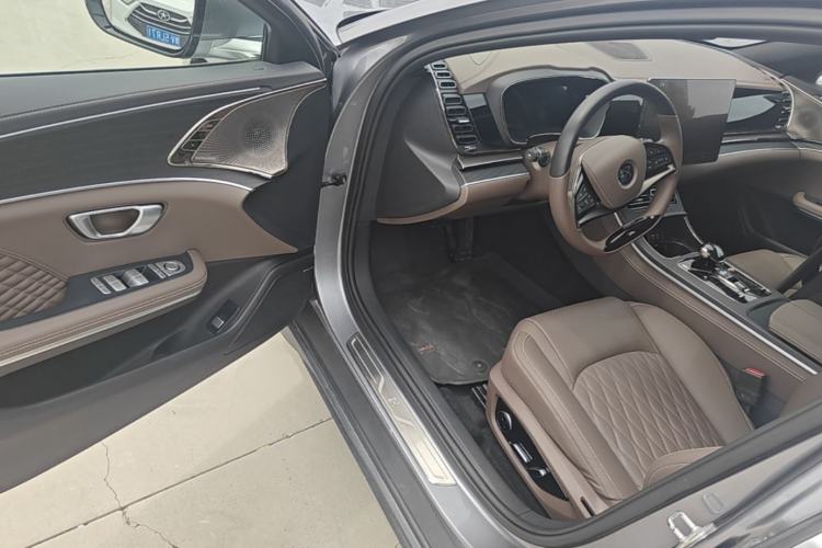 Used BYD Han 2023 DM-i Champion Edition 121KM Prestige Model Driver Seat