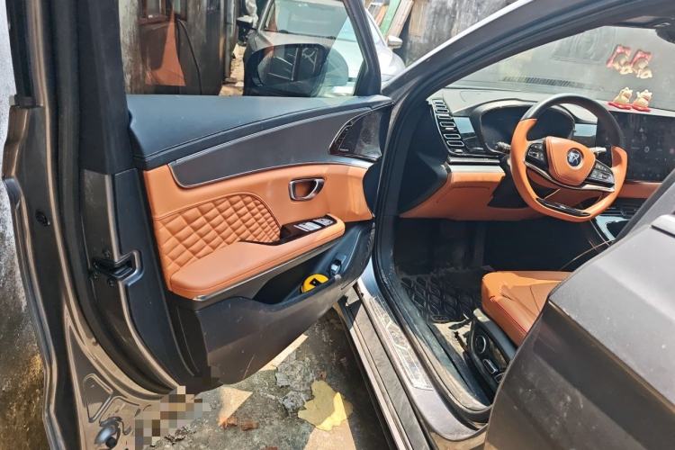 Used BYD Han 2023 DM-i Champion Edition 121KM Prestige Model Driver Seat
