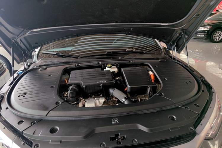 Used BYD Han 2023 DM-i Champion Edition 121KM Prestige Model Engine Bay