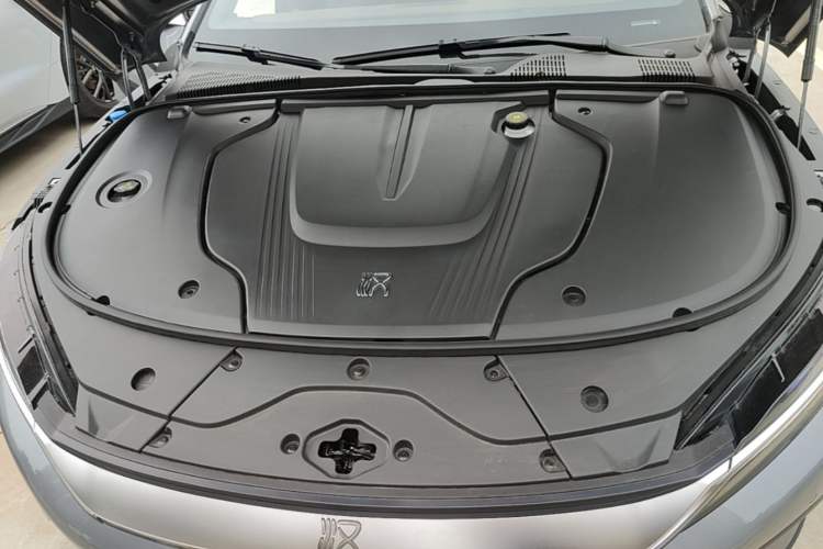 Used BYD Han 2023 EV Champion Edition 605KM Front-Drive Premium Model Engine Bay