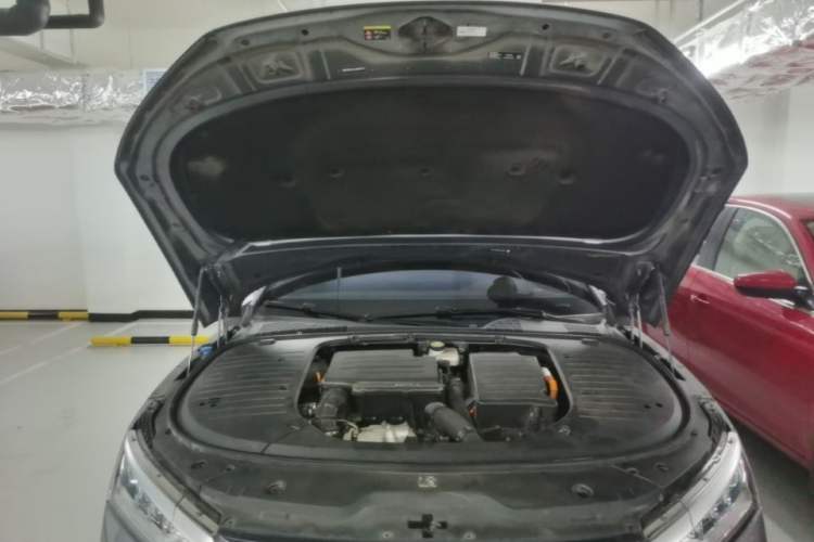 Used BYD Han 2023 DM-i Champion Edition 121KM Prestige Model Engine Bay