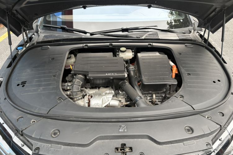 Used BYD Han 2023 DM-i Champion Edition 121KM Prestige Model Engine Bay